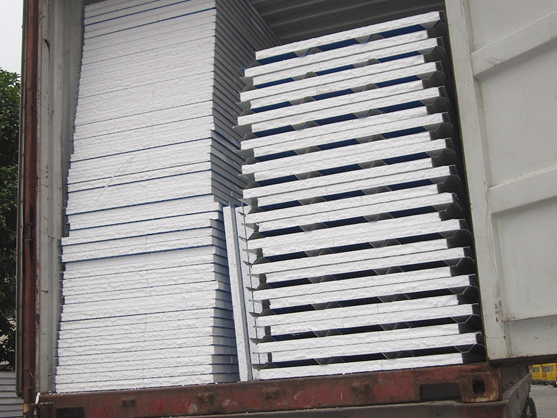 Panel s&aacute;ndwich EPS