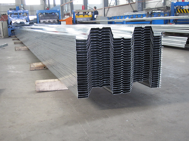 Lembar Decking Lantai Galvanis